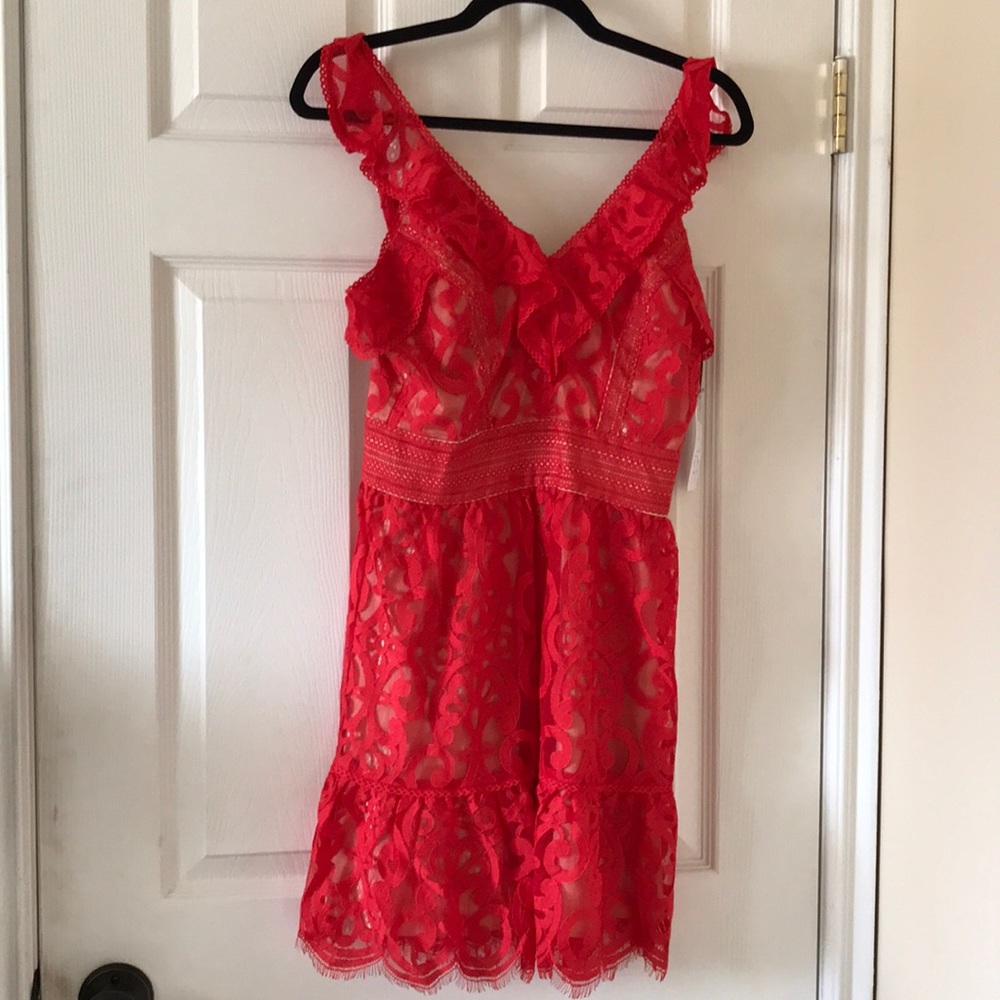 NWOT Red Lace V-Neck Sleeveless Dress